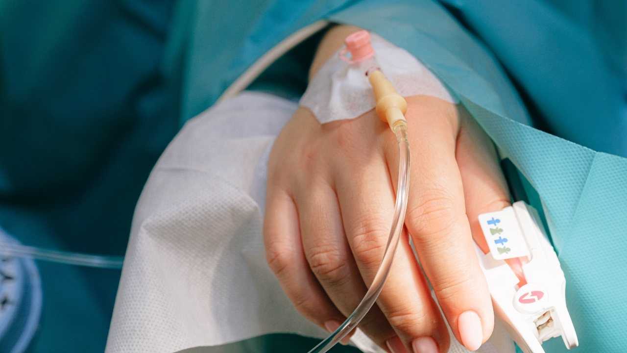 Confirman Muerte de Mujer por Meningitis, Suman 40