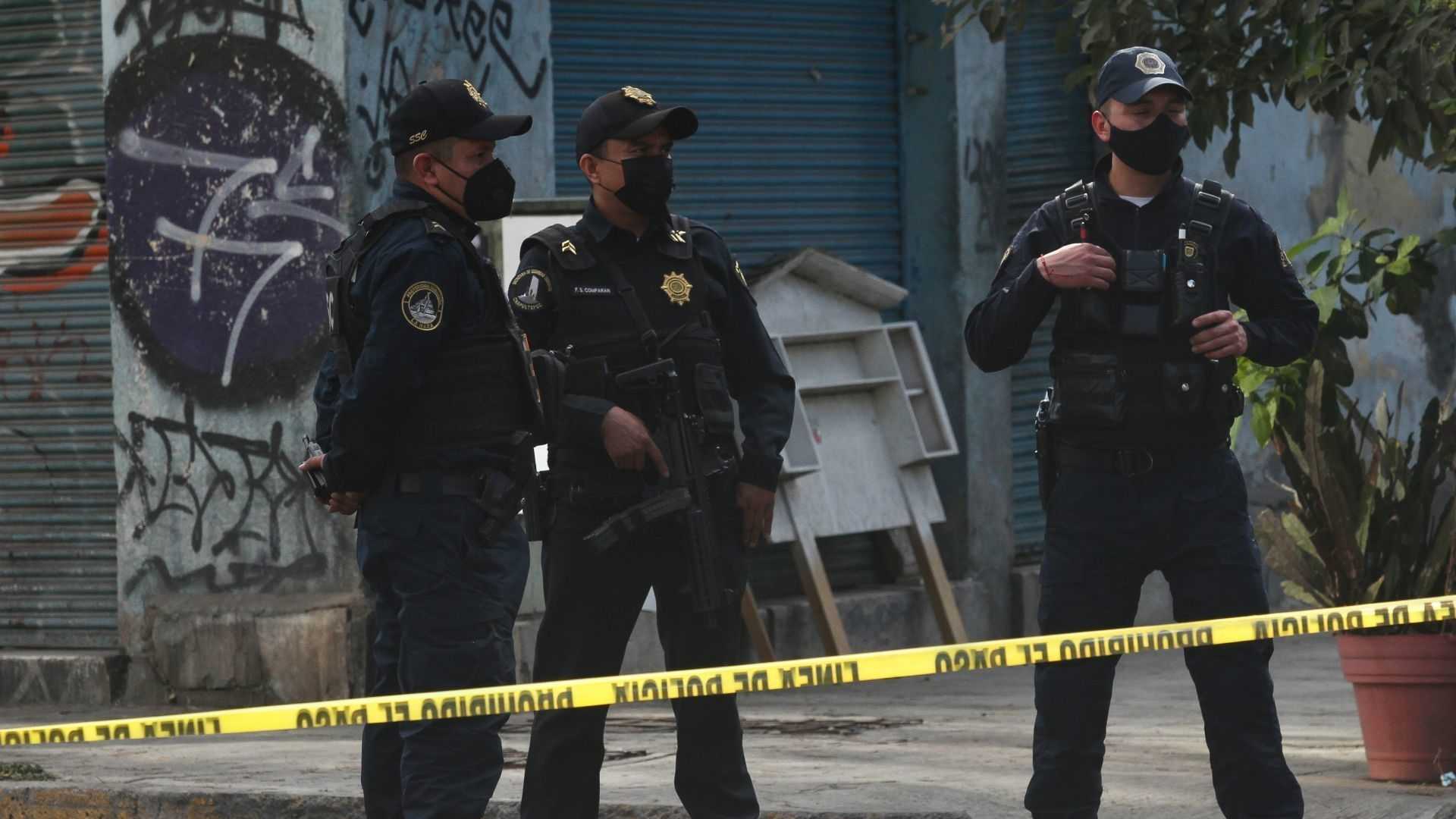 Policías en la alcaldía Azcapotzalco, de la Ciudad de México