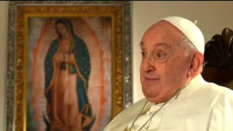 Valentina Alazraki, corresponsal de N+ en El Vaticano, entrevistó en exclusiva al papa Francisco en el marco del aniversario 492 de la virgen de Guadalupe