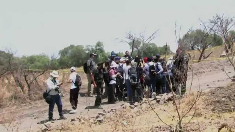 Autoridades de la CDMX informaron que fueron localizadas en perfecto estado las personas cuyas credenciales se hallaron en la zona del presunto crematorio clandestino en Iztapalapa