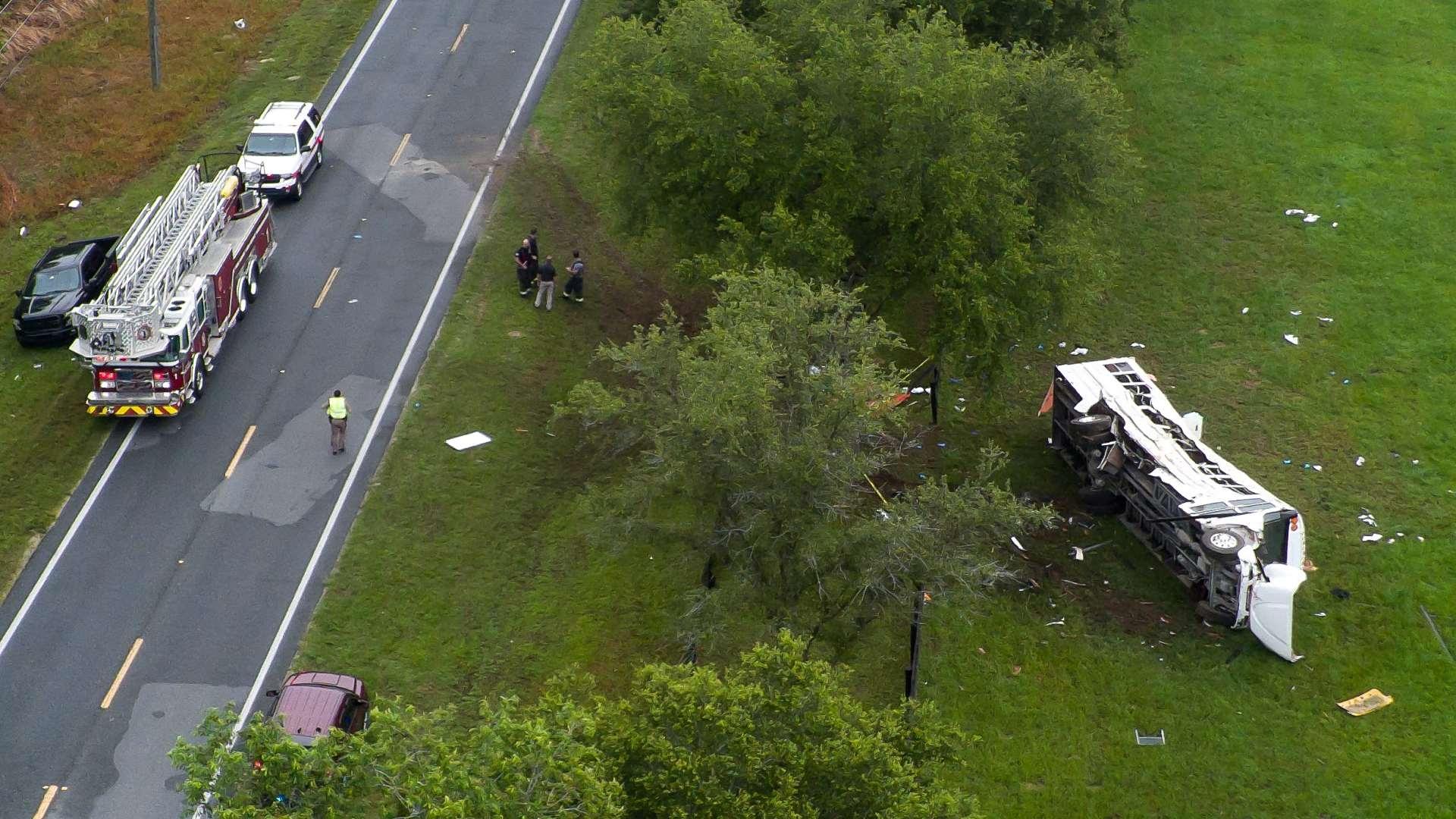 Accidente de Autobús de Migrantes en Florida Deja 8 Muertos