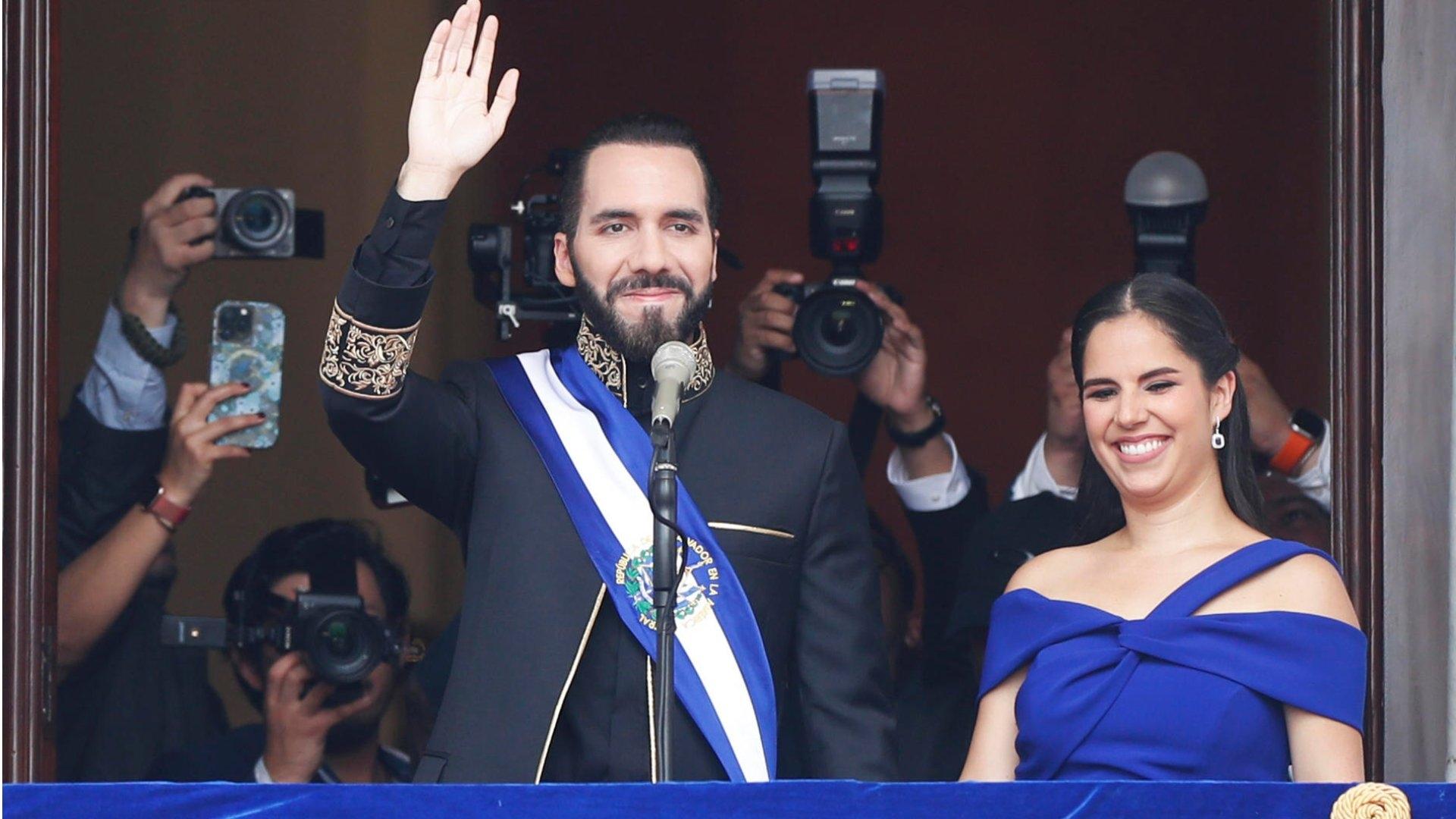 Nayib Bukele Asume Presidencia de El Salvador para un Segundo Mandato