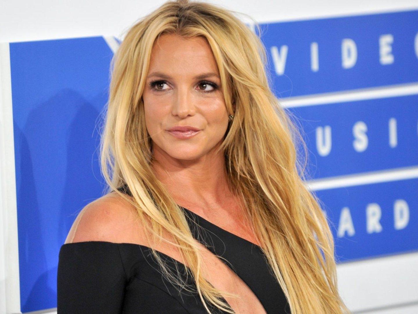 ‘Una Señora Me Estafó en México’: Britney Spears Revela Mala Experiencia en Vacaciones 