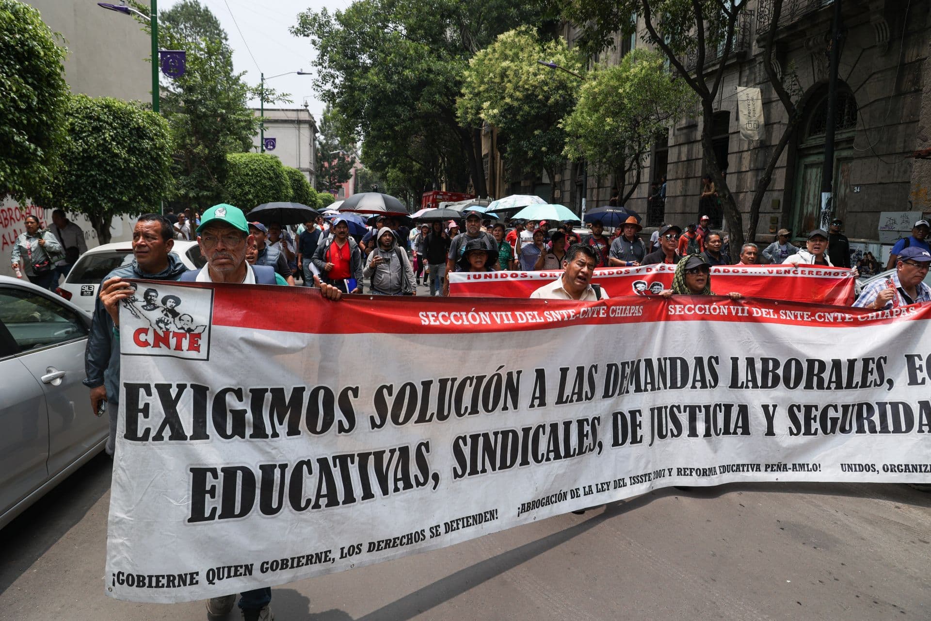 Maestros de la Coordinadora Nacional de Trabajadores de la Educación (CNTE). Foto: Cuartoscuro/ Archivo