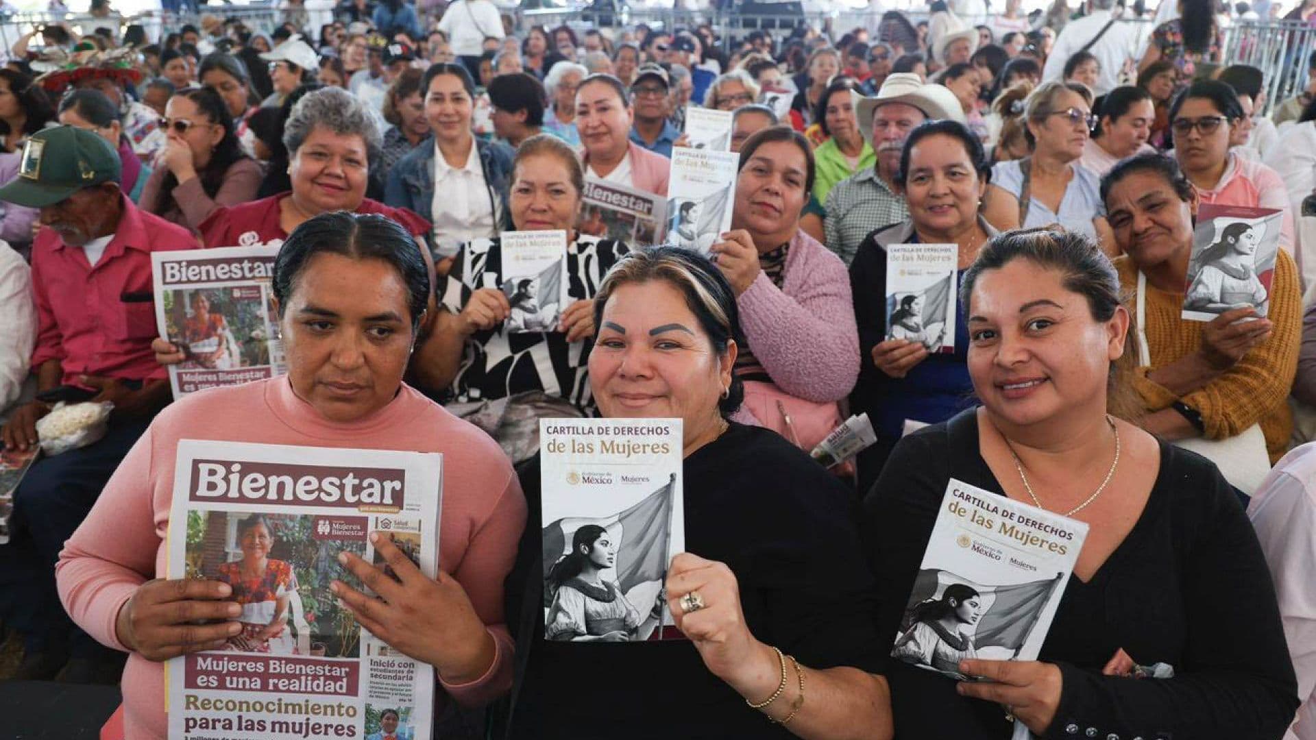 Beneficiarias del programa Mujeres Bienestar. Foto: Cuartoscuro/ Archivo