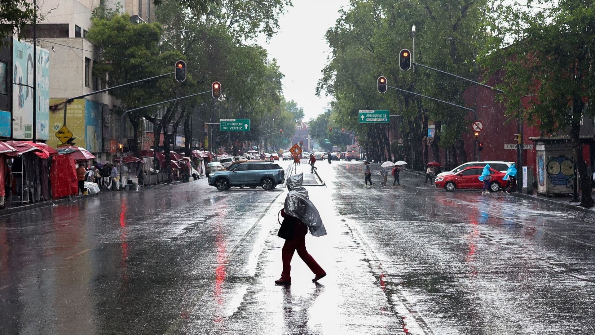 Continúan las fuertes lluvias en la capital. Foto: Cuartoscuro/ Archivo