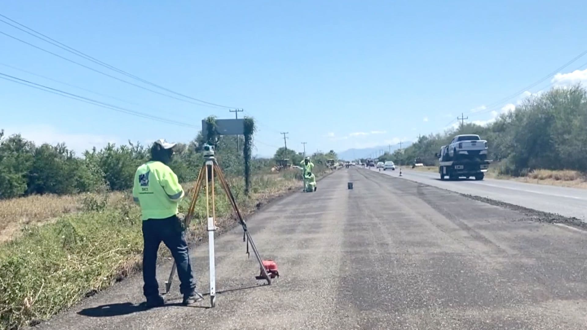 Mantenimiento de Carretera Matamoros Victoria por Reencarpetado de Asfalto