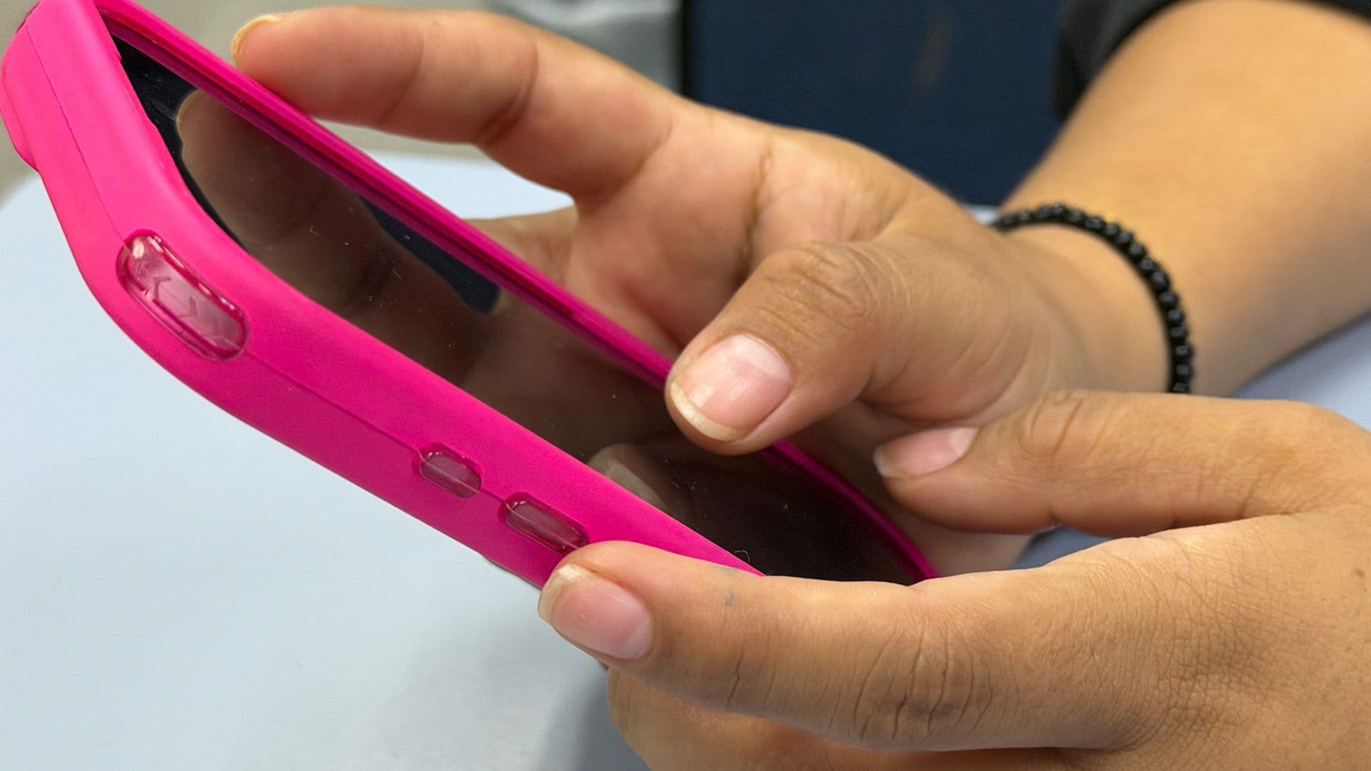 Celulares Quedarán Restringidos en Escuelas de Tamaulipas; Así Aplicará la Medida
