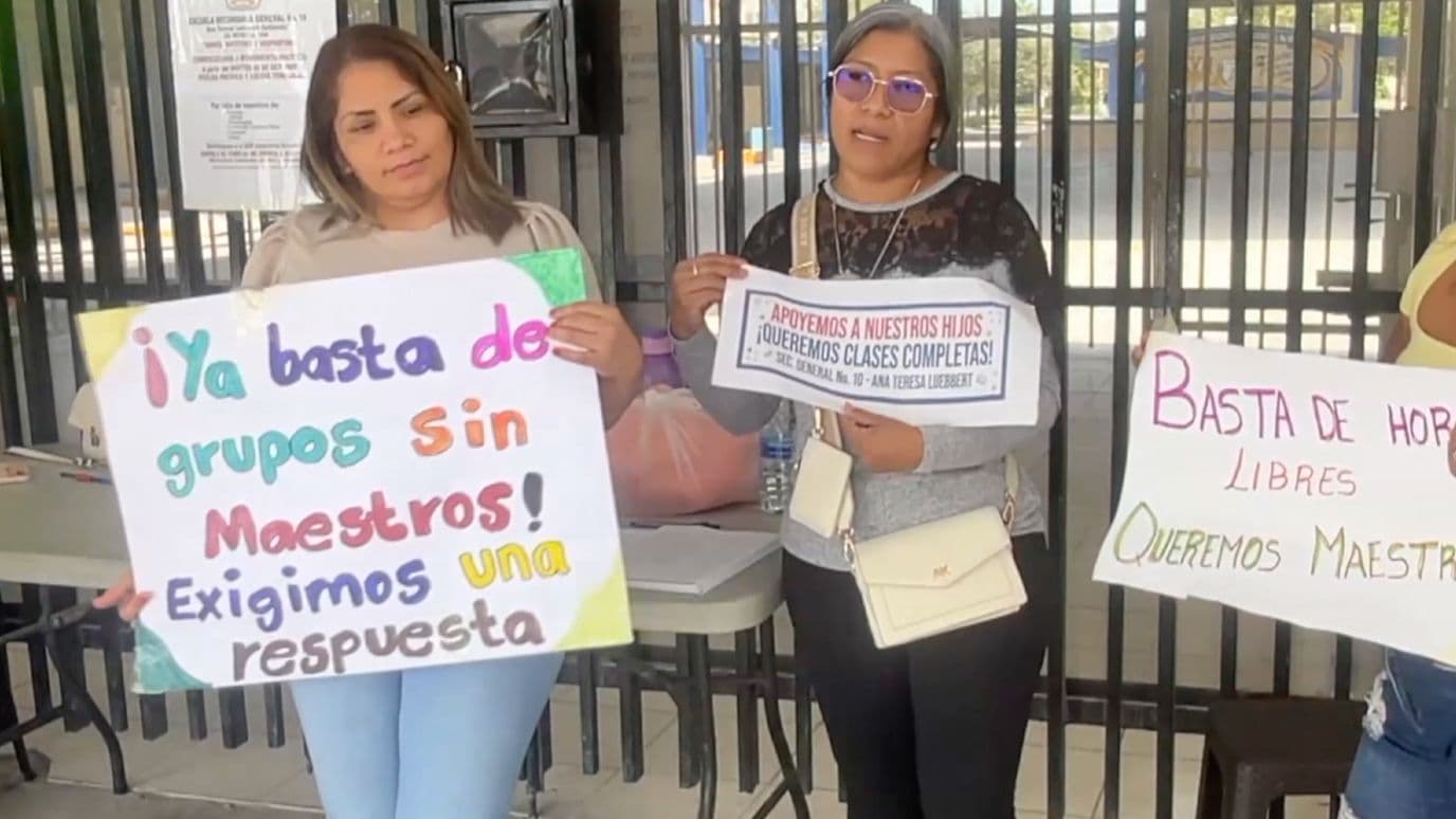 Protestan Padres de Familia en Secundaria de Reynosa por Presunta Falta de Maestros