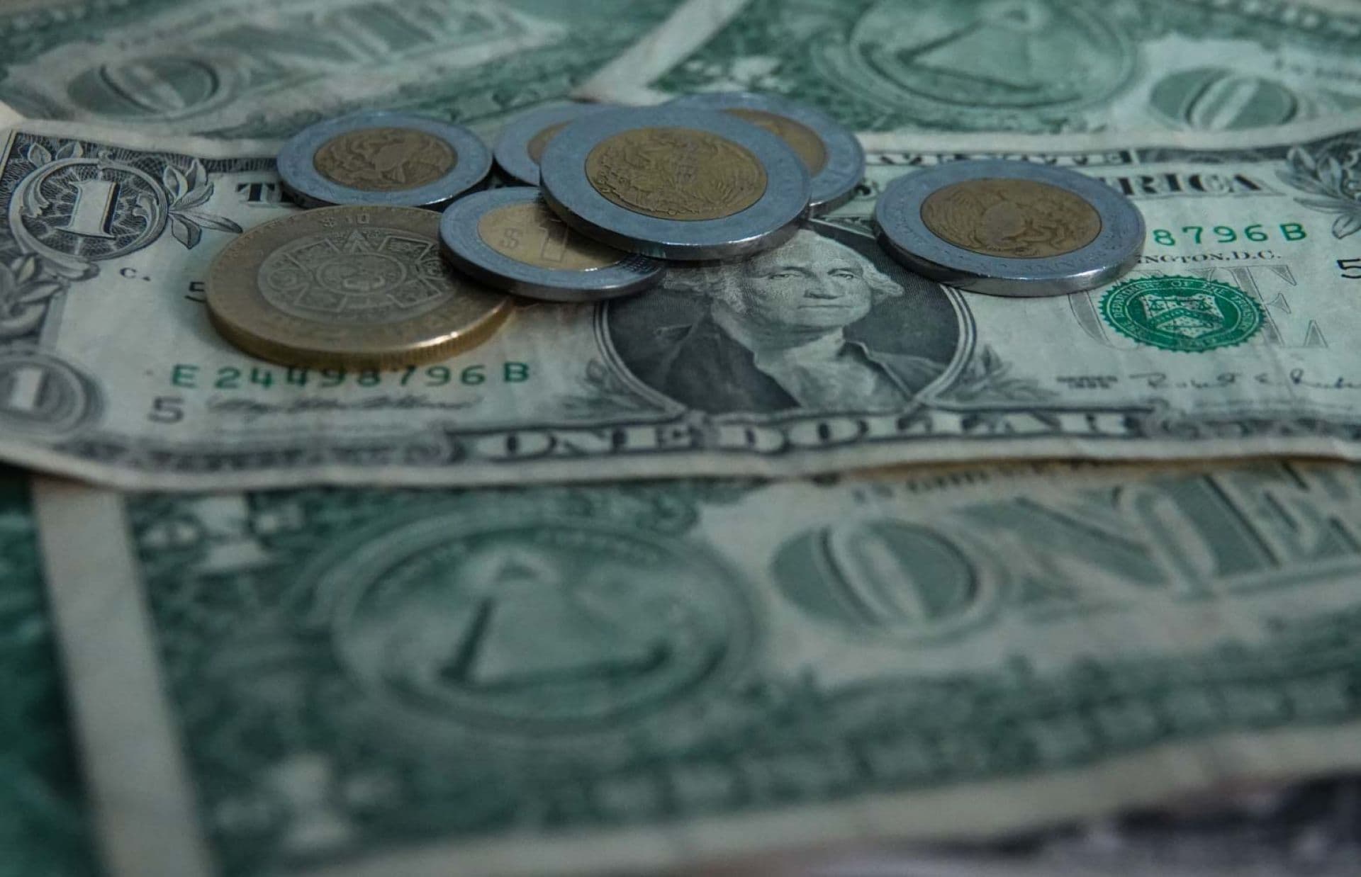Dolar y el peso mexicano