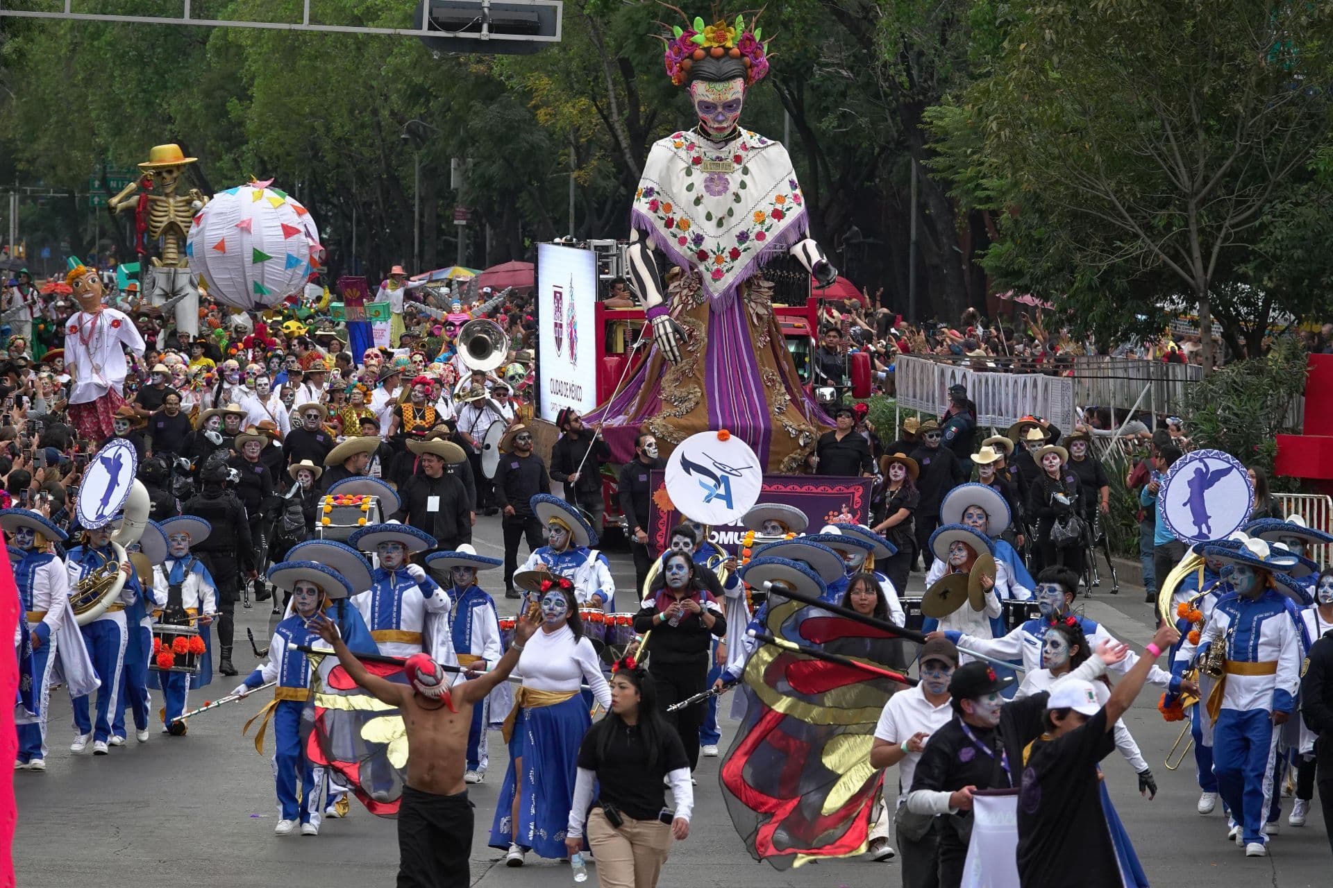 Desfile de Día de Muertos 2025