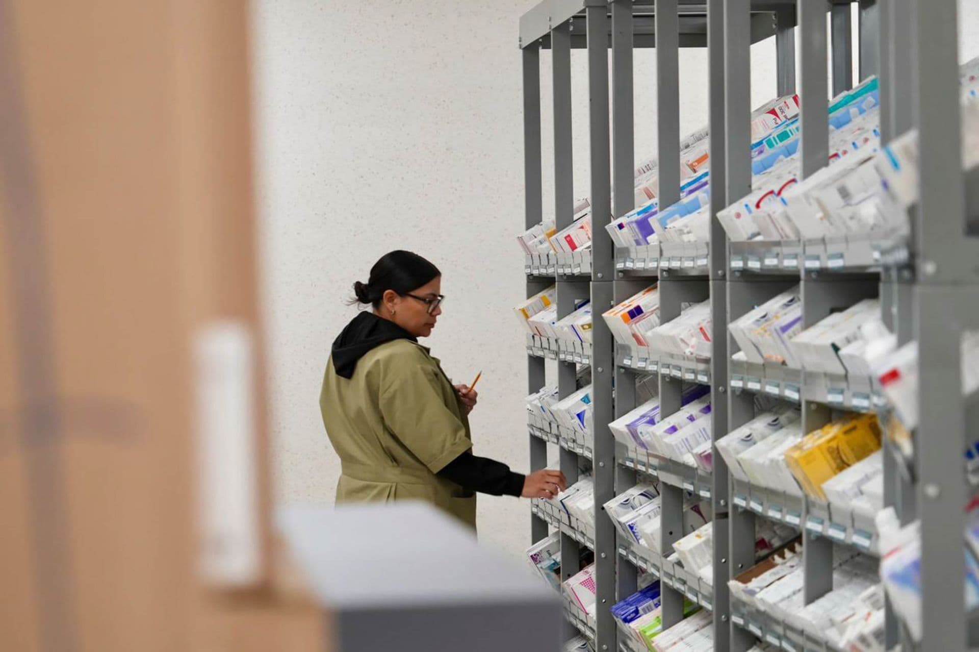 De Buscapina a Bedoyecta: Cofepris Emite Alerta por Medicamentos Adulterados