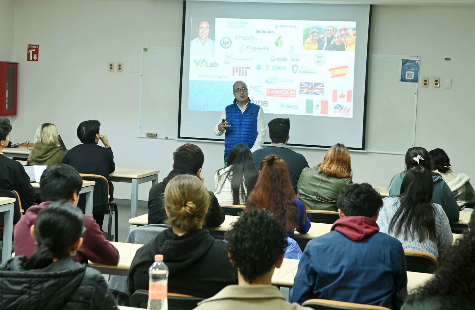 Sheinbaum Ofrece Lugares en la Universidad Rosario Castellanos. Foto: Cuartoscuro