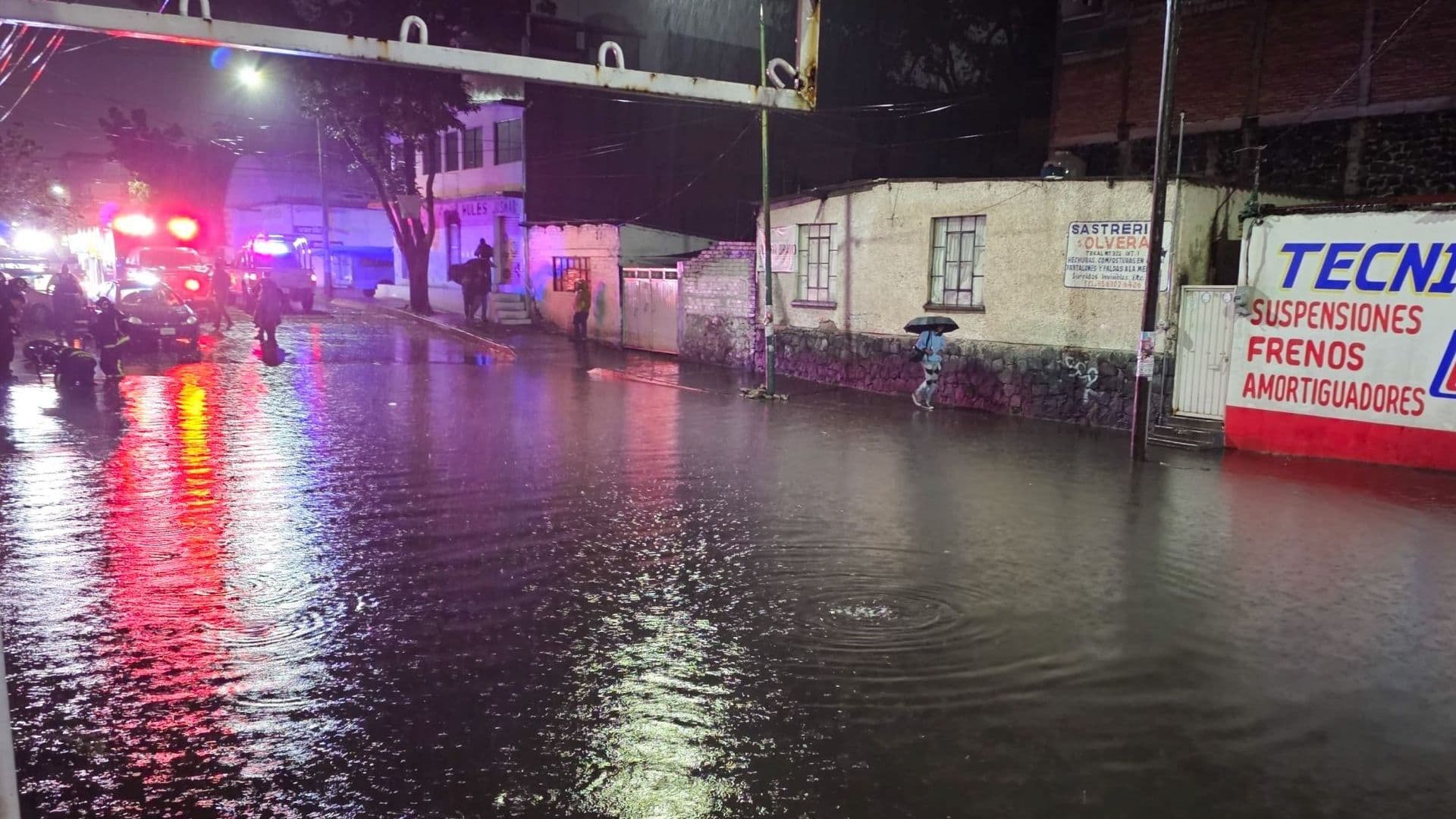 Fuertes Lluvias Causan Inundaciones en CDMX Hoy: Estos Son los Puntos Afectados
