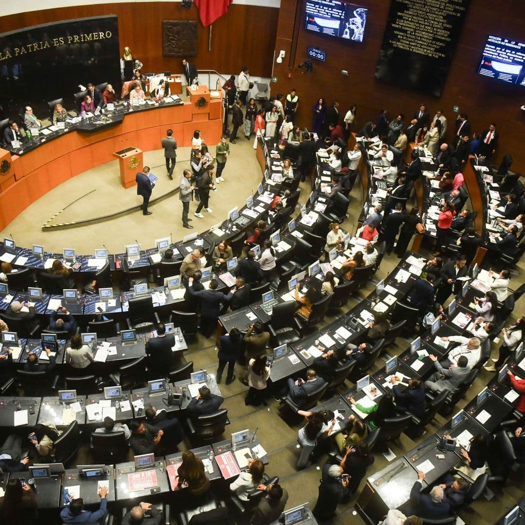 Sesión extraordinaria en el Senado