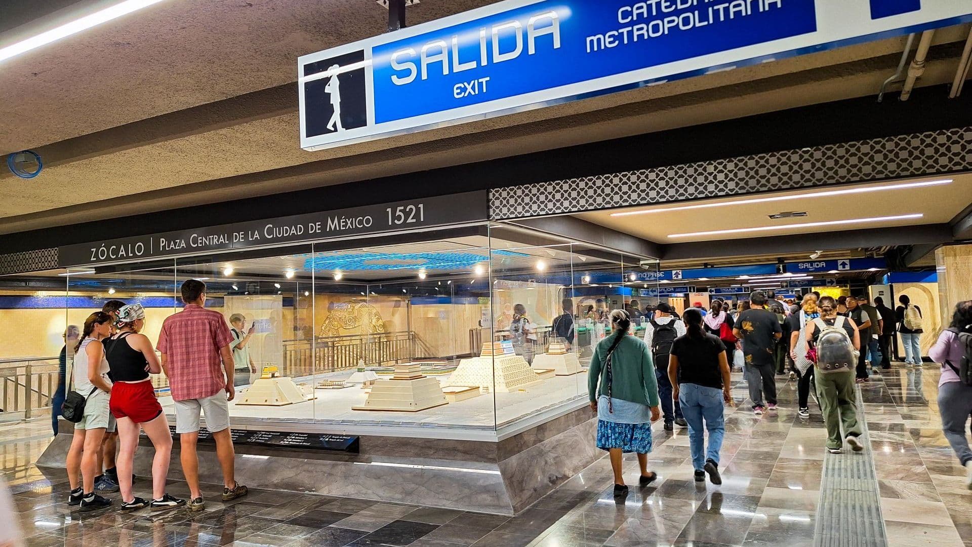 ¿Está Abierta la Estación Zócalo del Metro CDMX Hoy? Así Está el Servicio en las Líneas