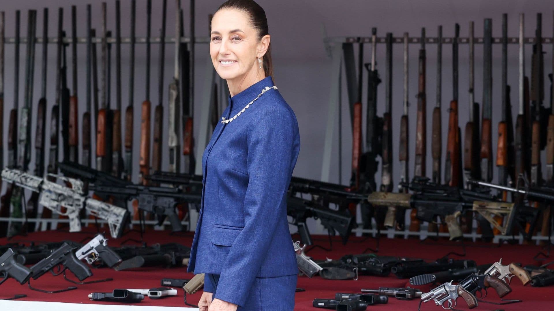 Sheinbaum Encabeza Canje y Destrucción de Armas en Atrio de la Basílica de Guadalupe
