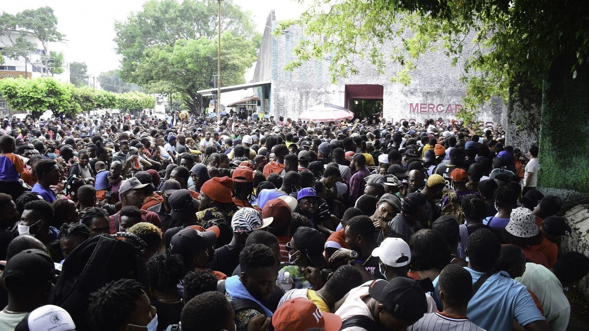 Migrantes Irrumpen en Instalaciones de Comar, en Chiapas