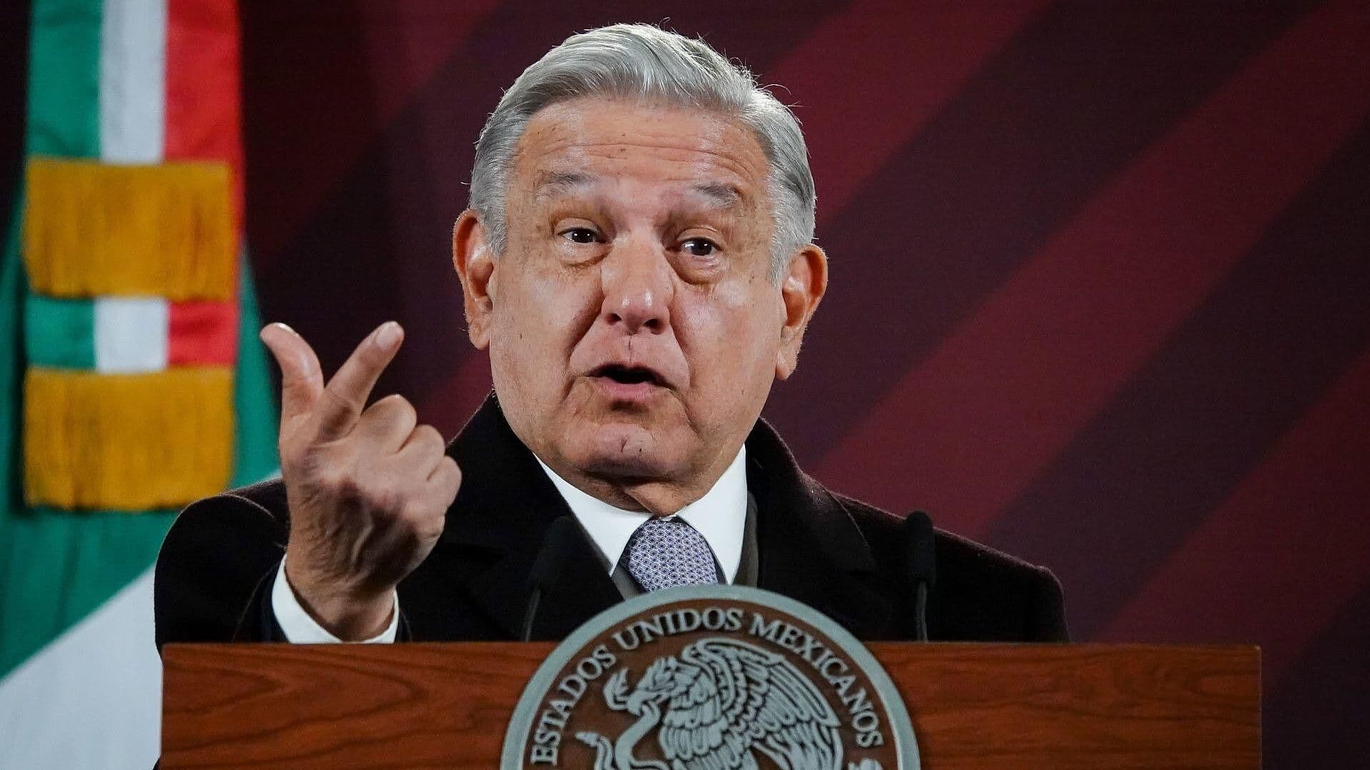 En Política, Cuauhtémoc Cárdenas sí es Adversario: AMLO