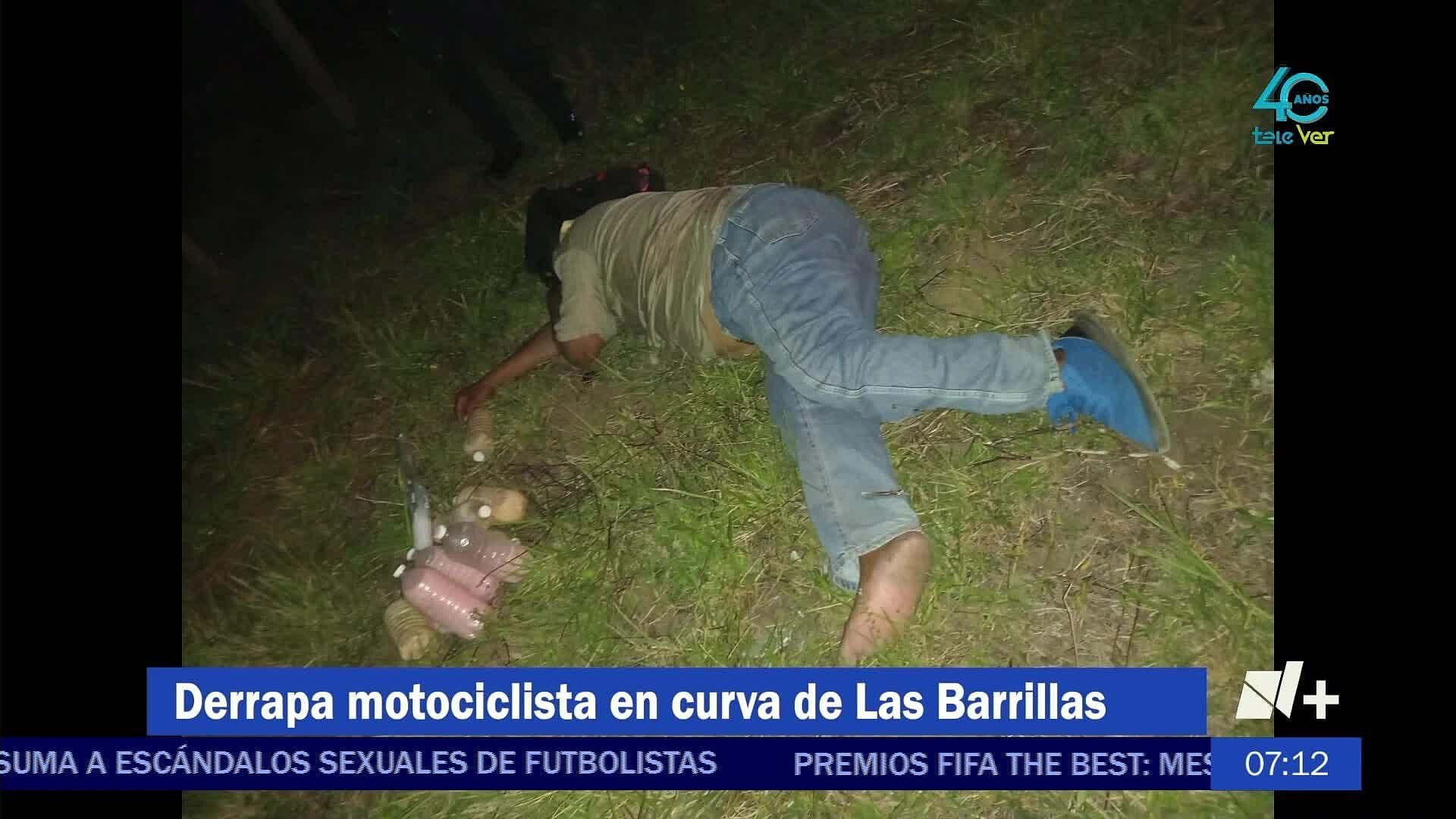Motociclista Derrapa en Curva de Las Barrillas