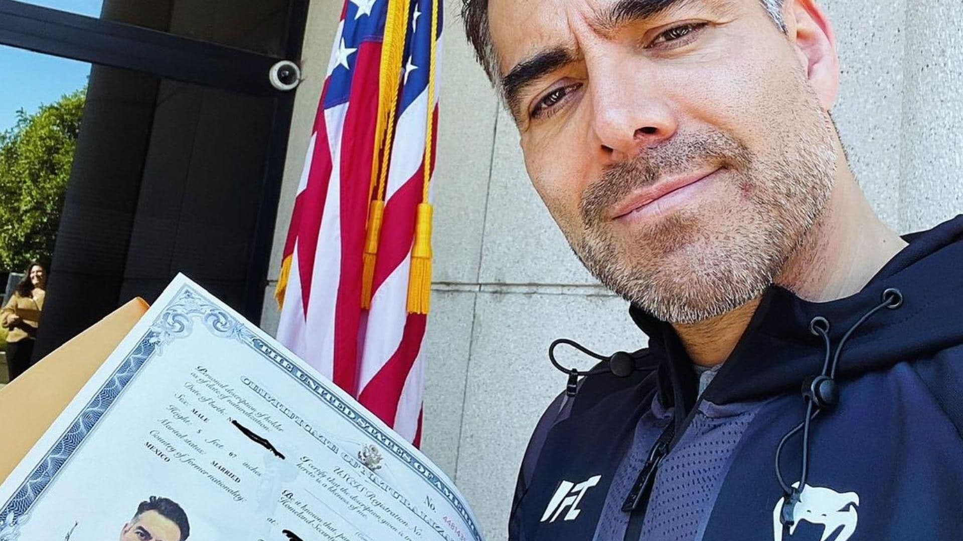 Omar Chaparro está de Festejo ¡Obtuvo la Ciudadanía Estadounidense!