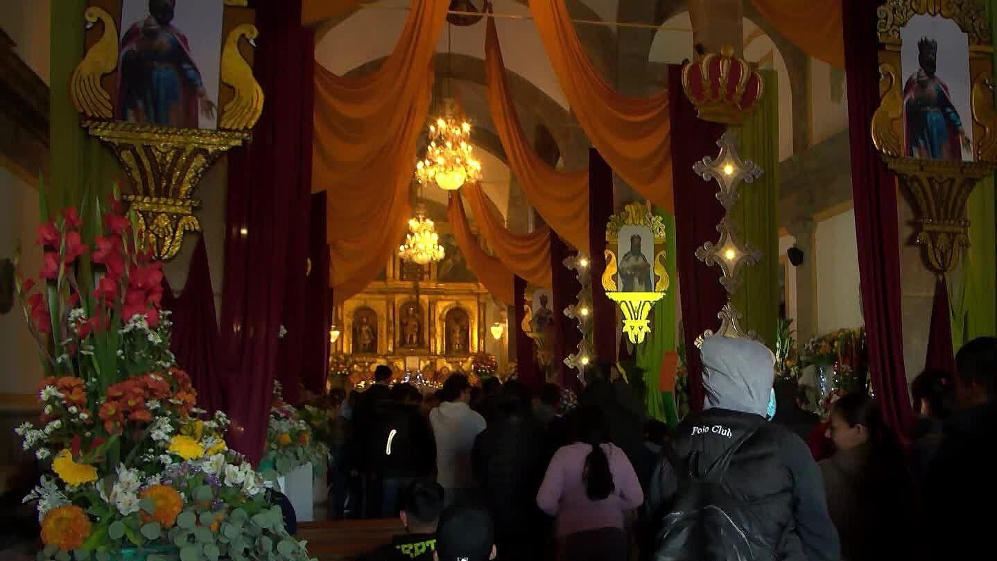 Miles de Personas Acuden a Cajititlán a Celebrar a los Santos Reyes Magos