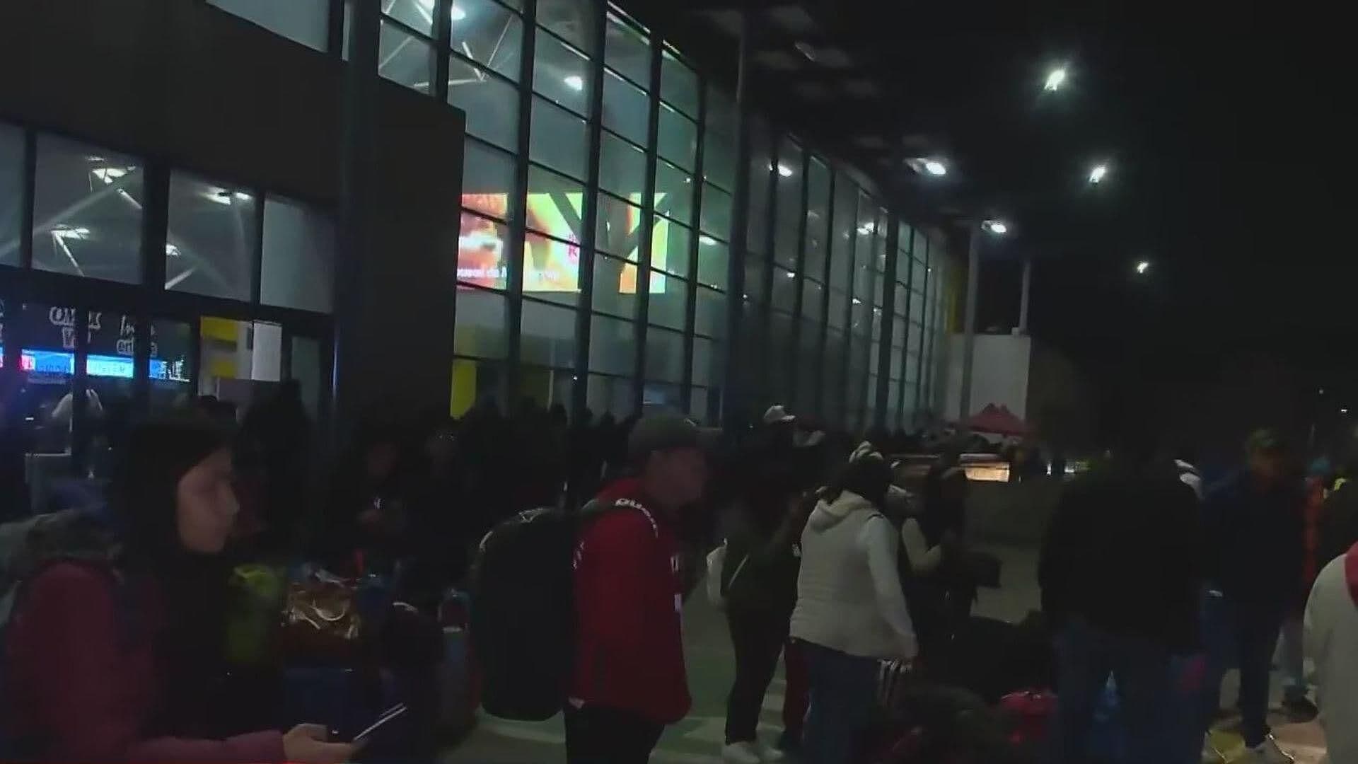 Amanece Abarrotada Central de Autobuses,  Se Acabaron las Vacaciones