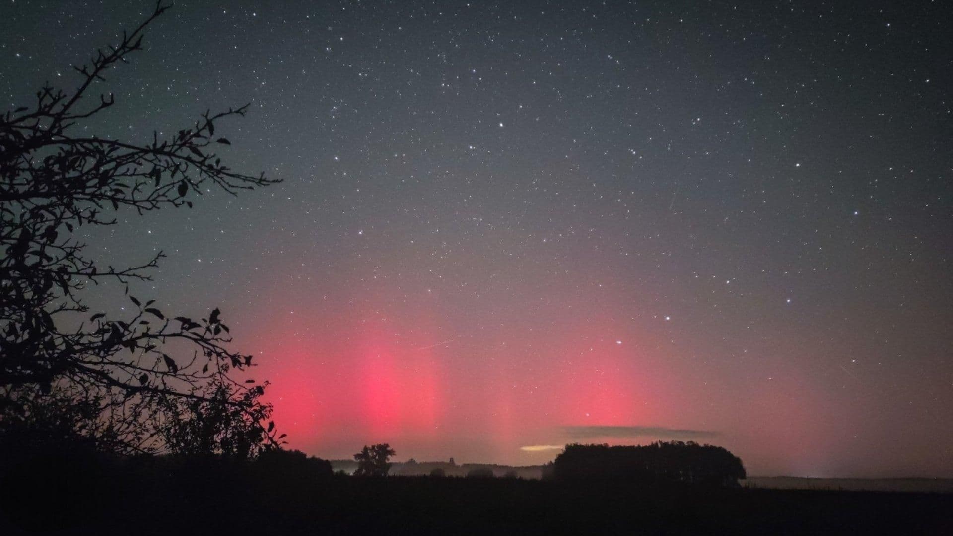 ¡Chulada! Así Captaron el Cielo Nocturno en el Sur de Hungría Durante Todo el 2024