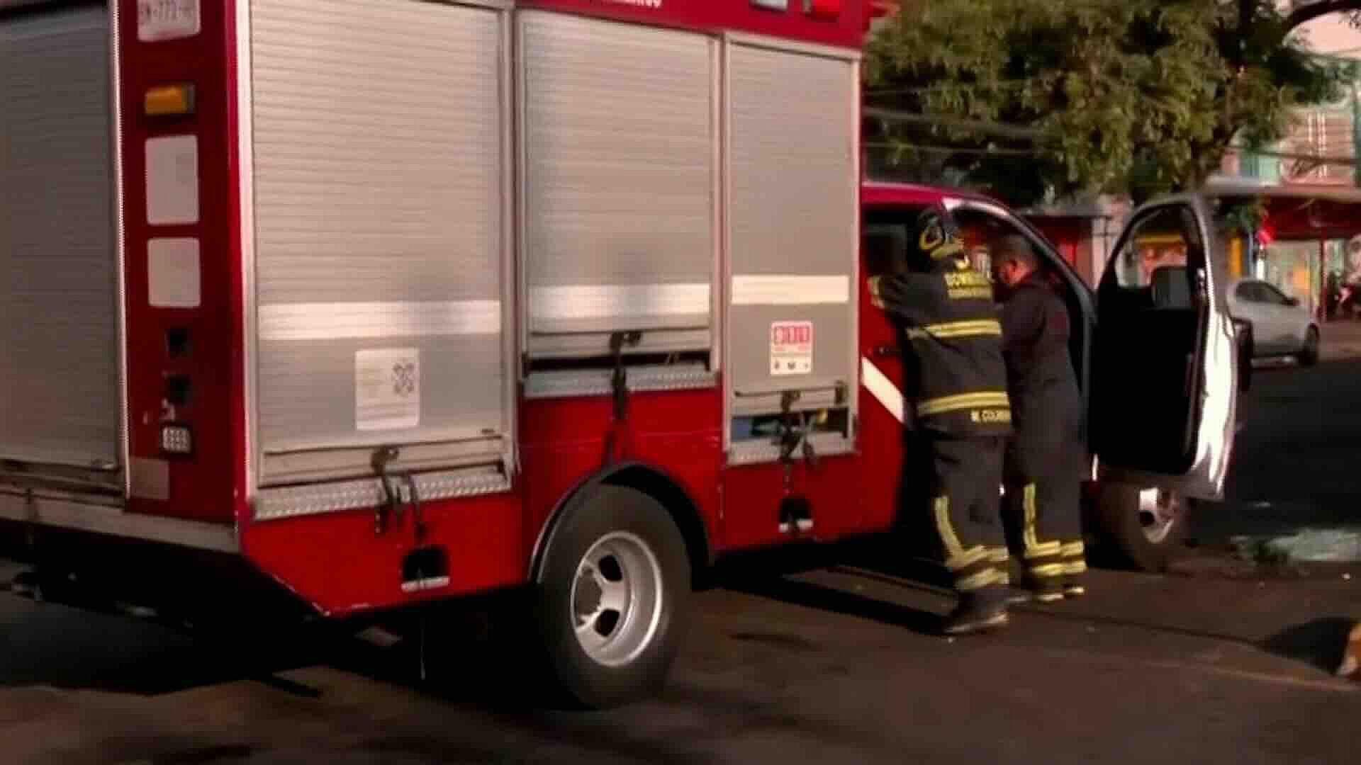 Bomberos Atienden Fuga de Gas en el Mercado Hidalgo en la Alcaldía Cuauhtémoc, CDMX