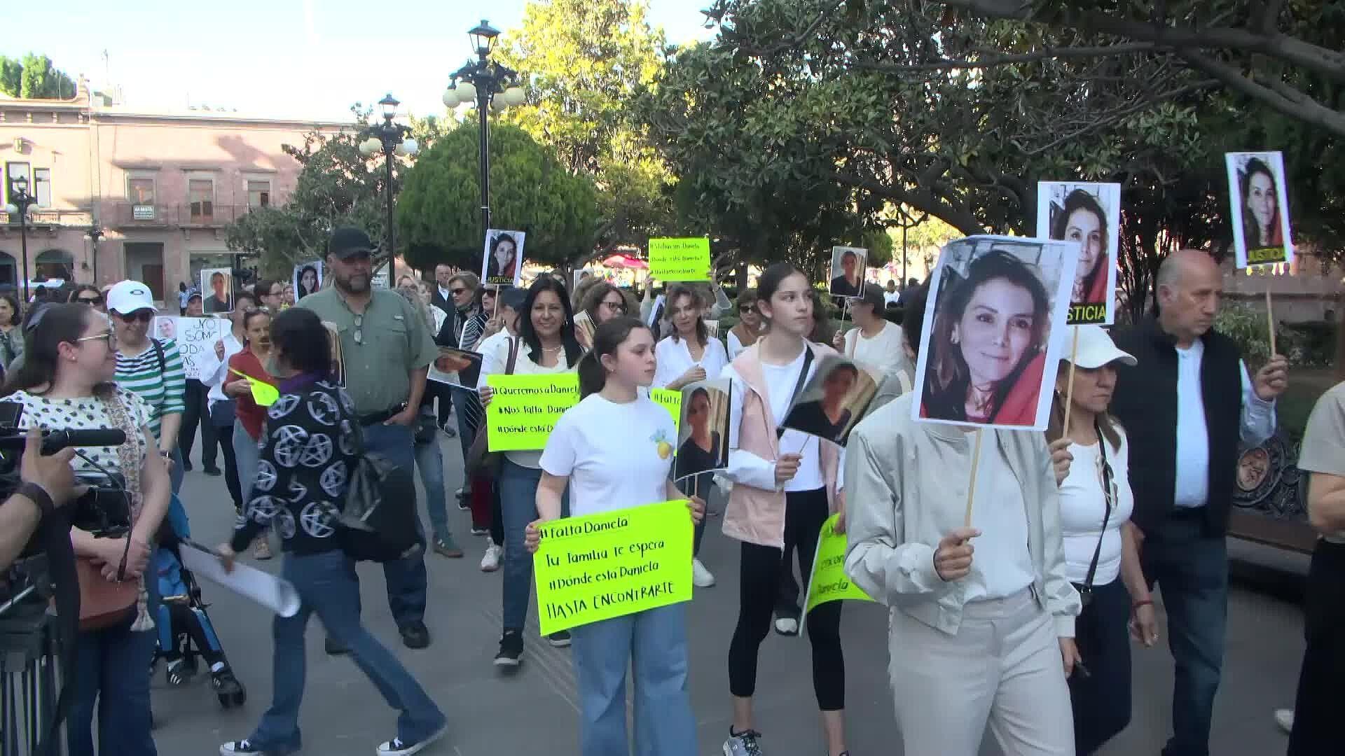 Familiares de la Desaparecida Daniela Martell Marcharon para Pedir Empatía a Autoridades