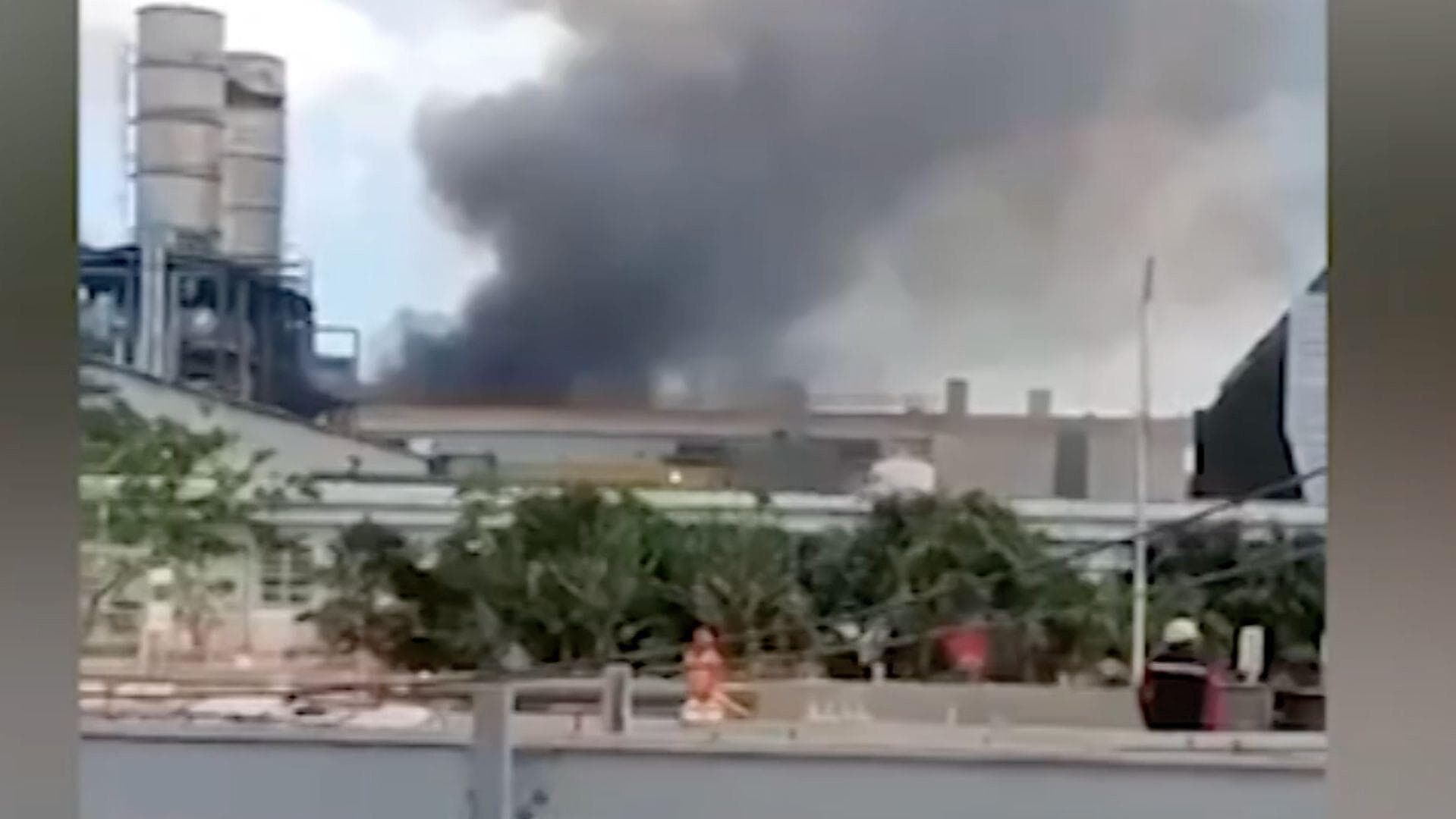 Se Registró Fuerte Incendio en Termoeléctrica en Valladolid