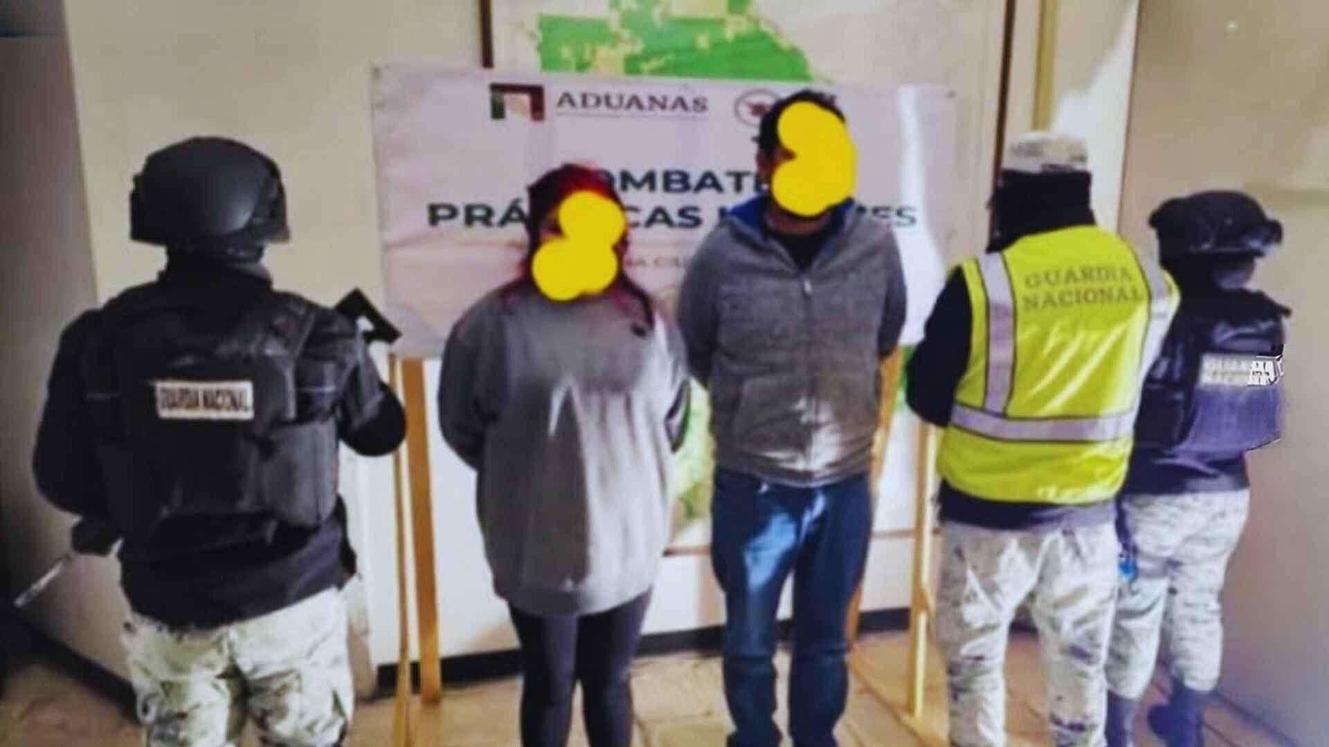 Detienen a Pareja en Puente Internacional Santa Teresa por Intentar Cruzar Armas