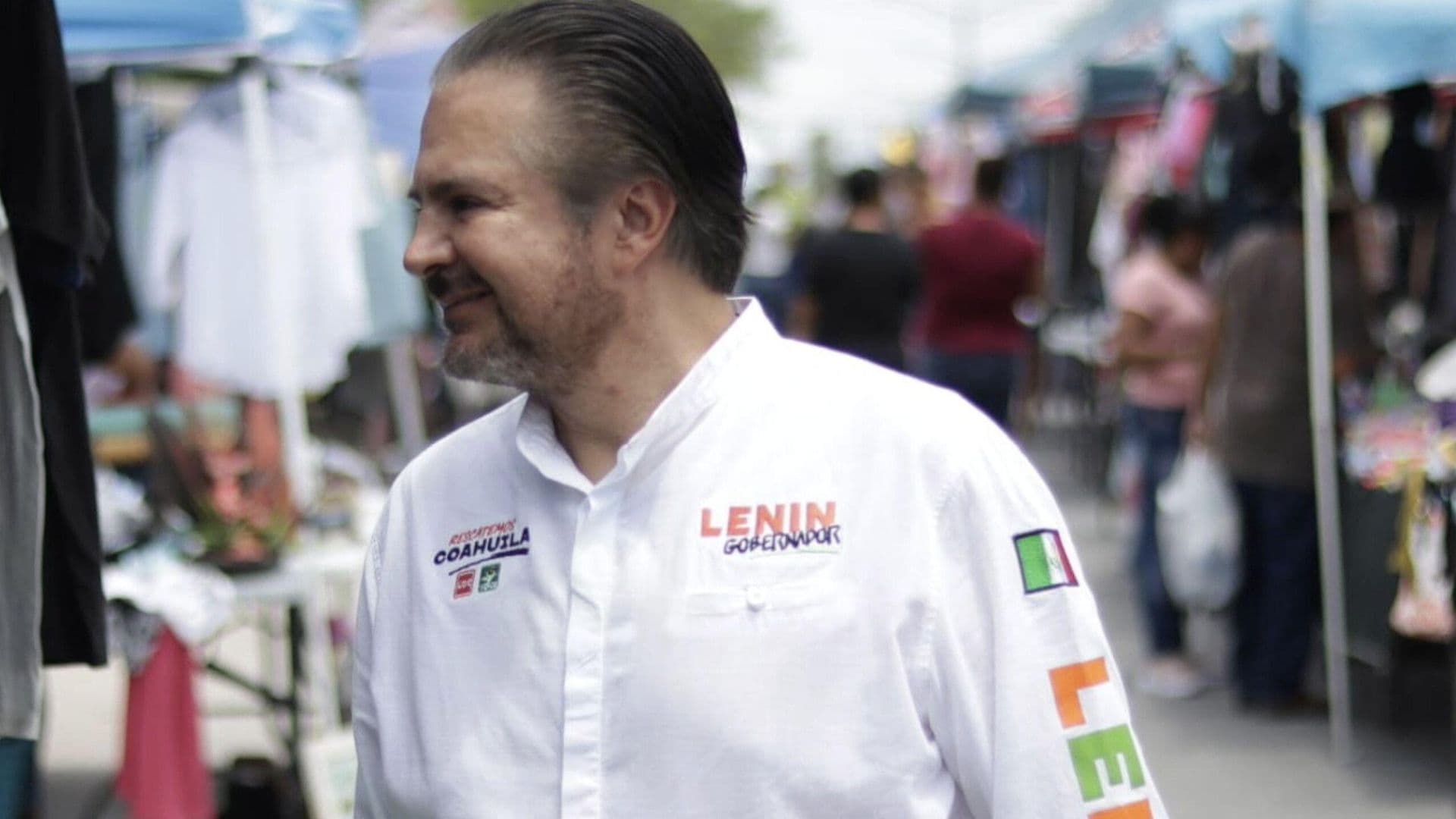 Lenin Pérez da a Conocer sus Propuestas a Vecinos de la Colonia Hipódromo de Monclova