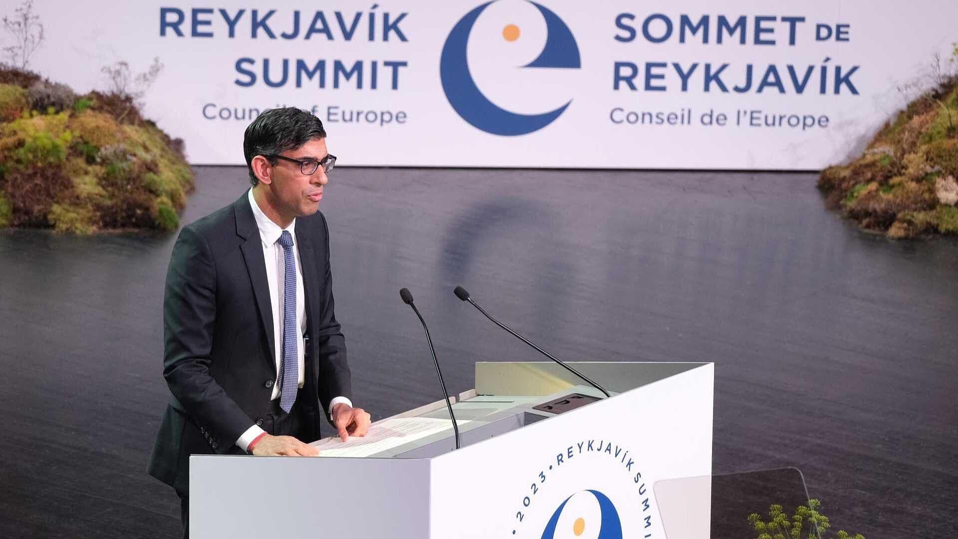 Rishi Sunak Busca Acuerdo Global para Combatir Migración