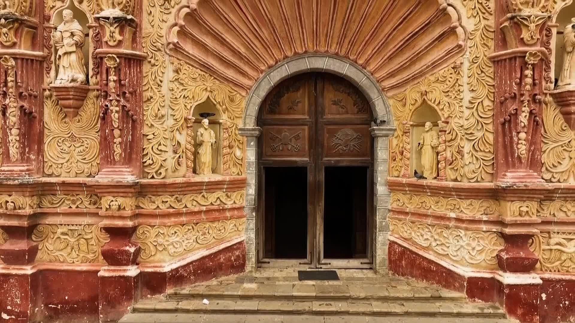 Denuncia Diócesis de Querétaro Sacrilegio en el Templo de La Soledad en Cadereyta de Montes