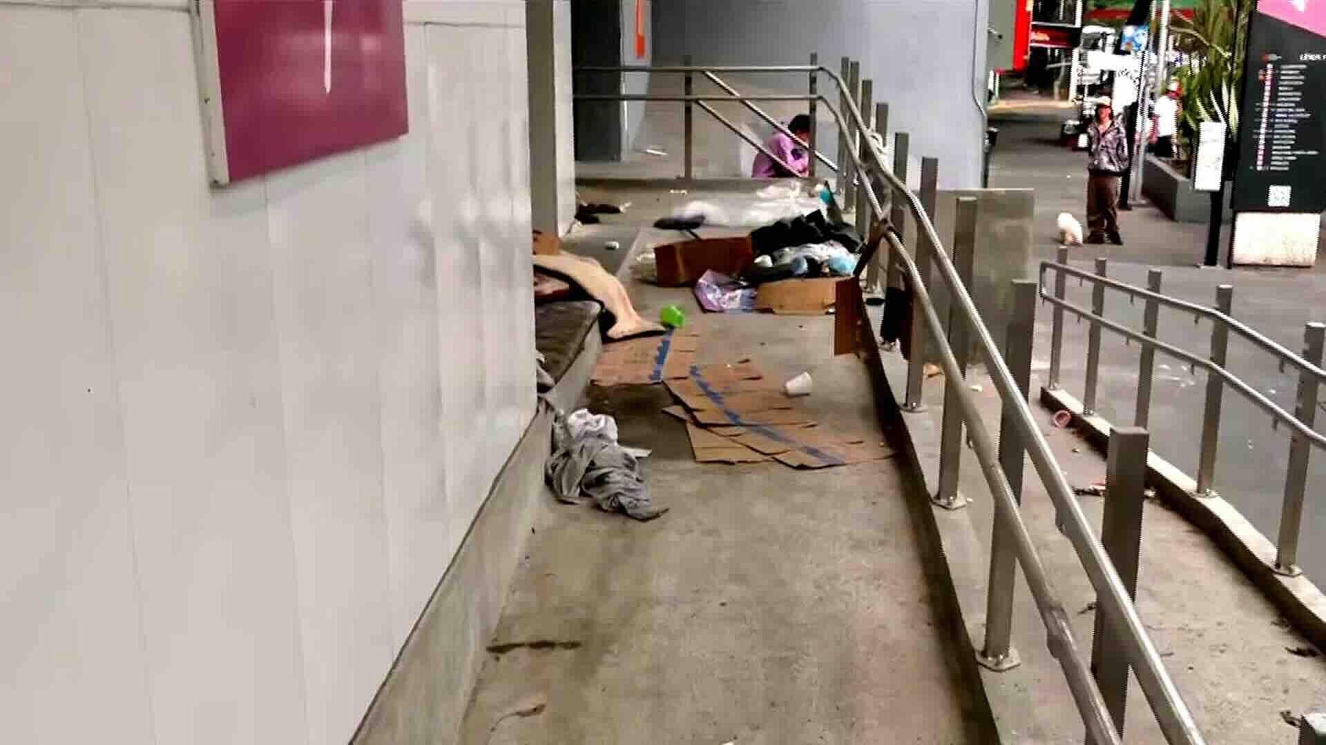 Muere Hombre en Situación de Calle Afuera del Metro Juanacatlán, CDMX