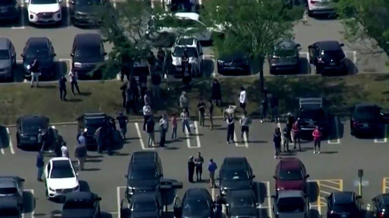 Alertan por Tirador Activo en Massachusetts, Estados Unidos