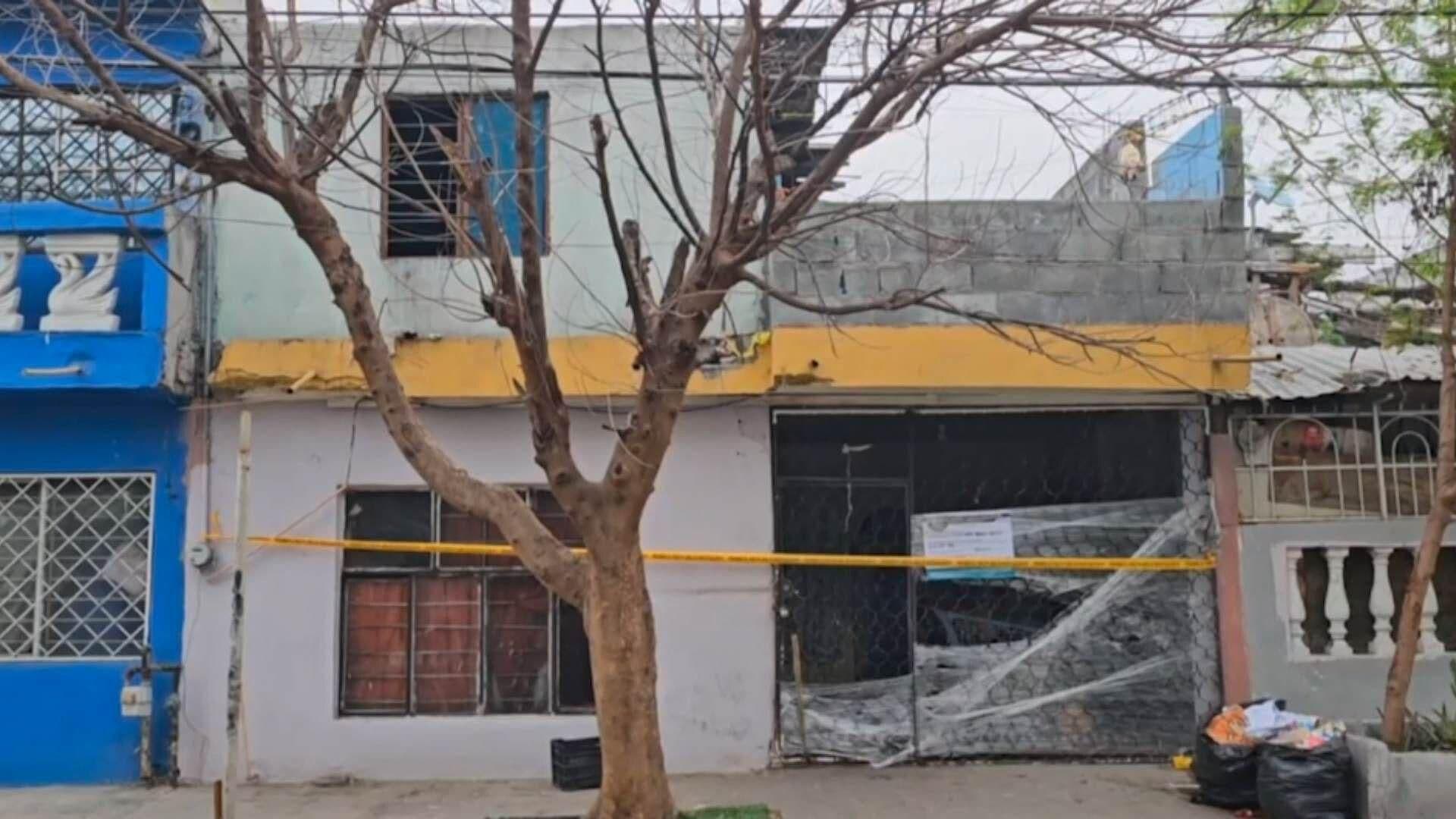 Catean Casa Por Presunto Narcomenudeo Col. Santo Domingo, San Nicolás
