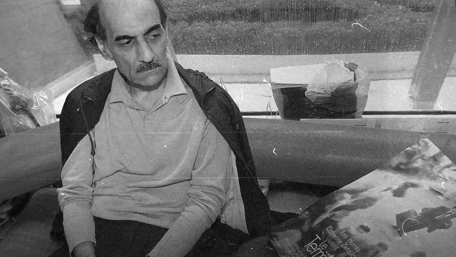 Tom Hanks Homenajea a Iraní Que Inspiró Filme "La Terminal"