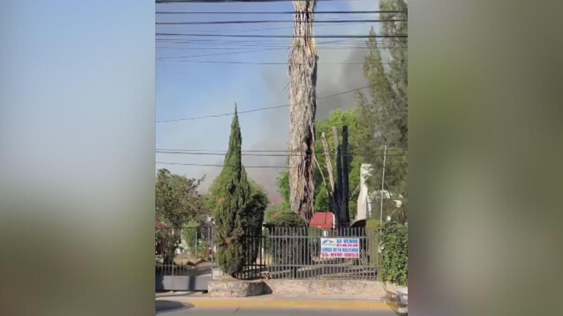Se Reporta Incendio Hoy en Valle Dorado, en Tlalnepantla, Edomex