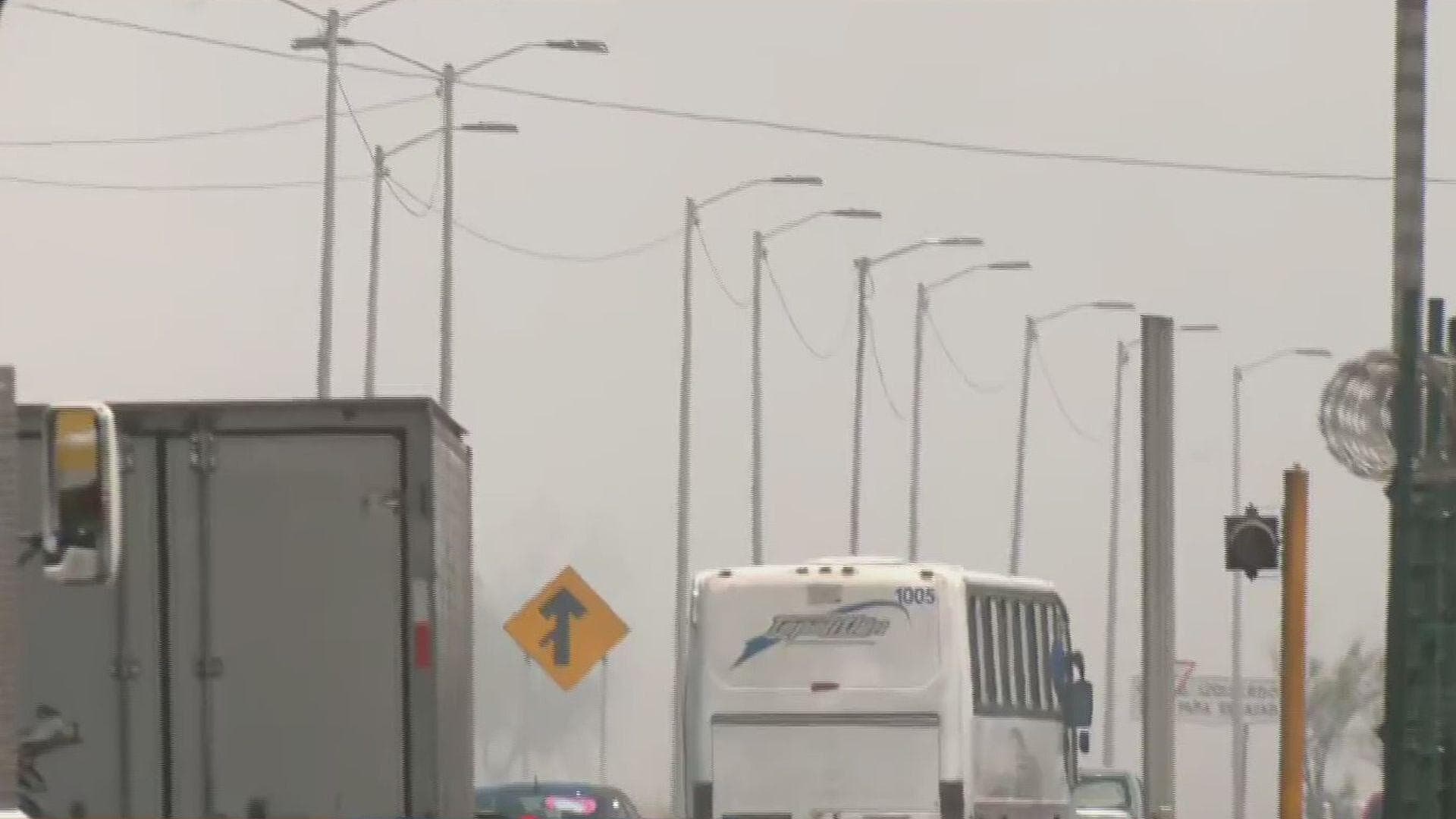 Otro Incendio Forestal Hoy Afecta la Autopista Peñón-Texcoco, Edomex
