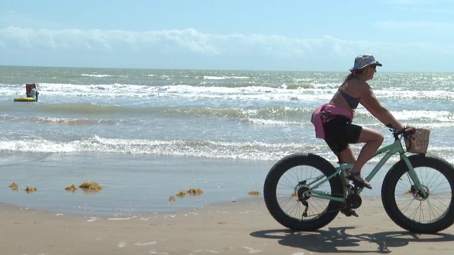 Visitan Mexicanos la Isla del Padre en Texas