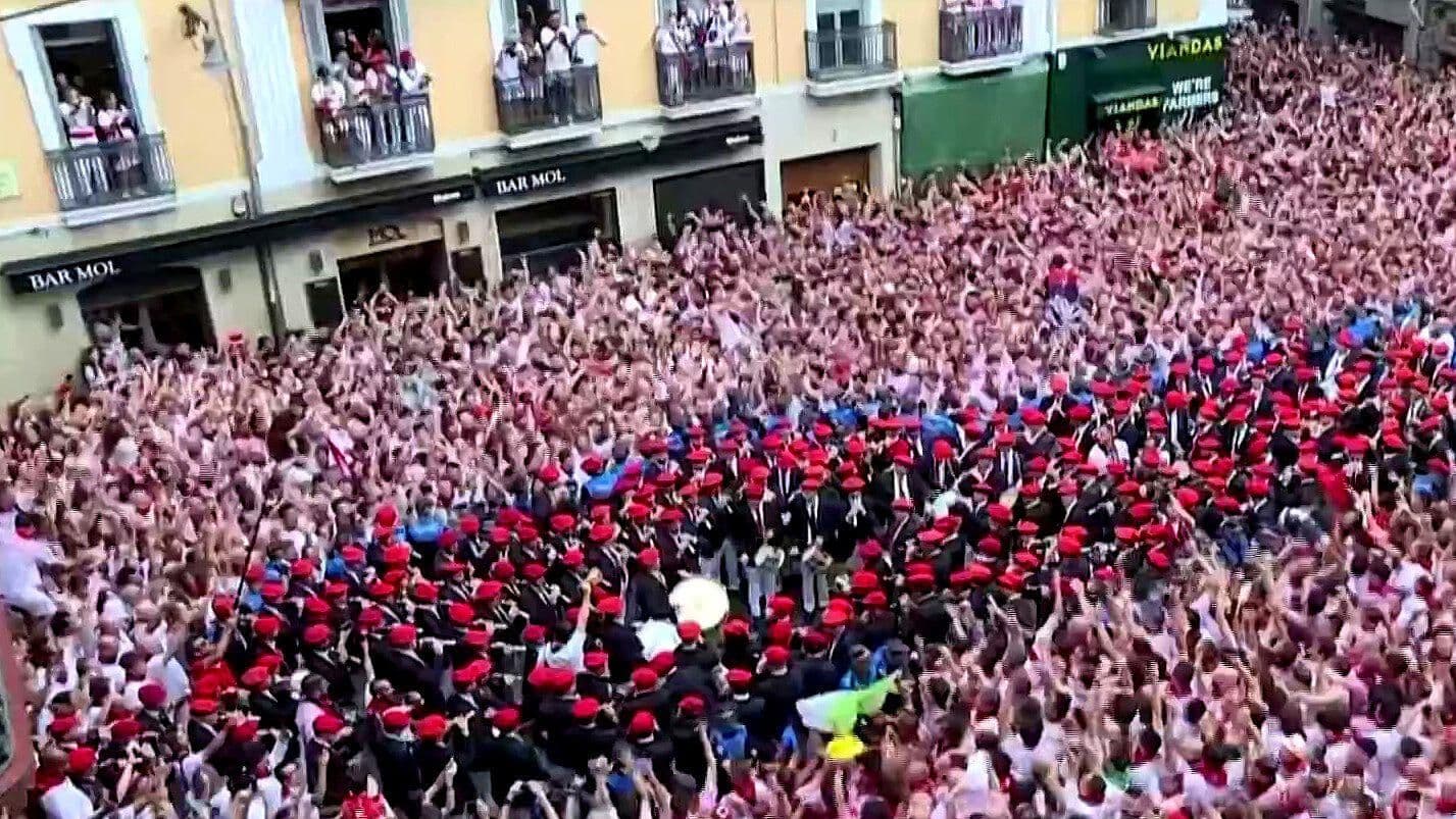 Así Lanzaron el ‘Chupinazo’ para Dar Inicio a la Fiestas de San Fermín 2023