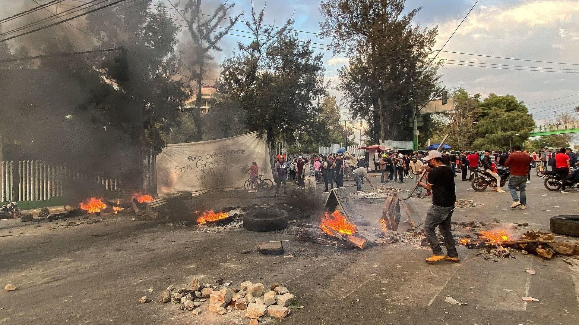 San Gregorio Atlapulco: Pobladores Realizan Asamblea