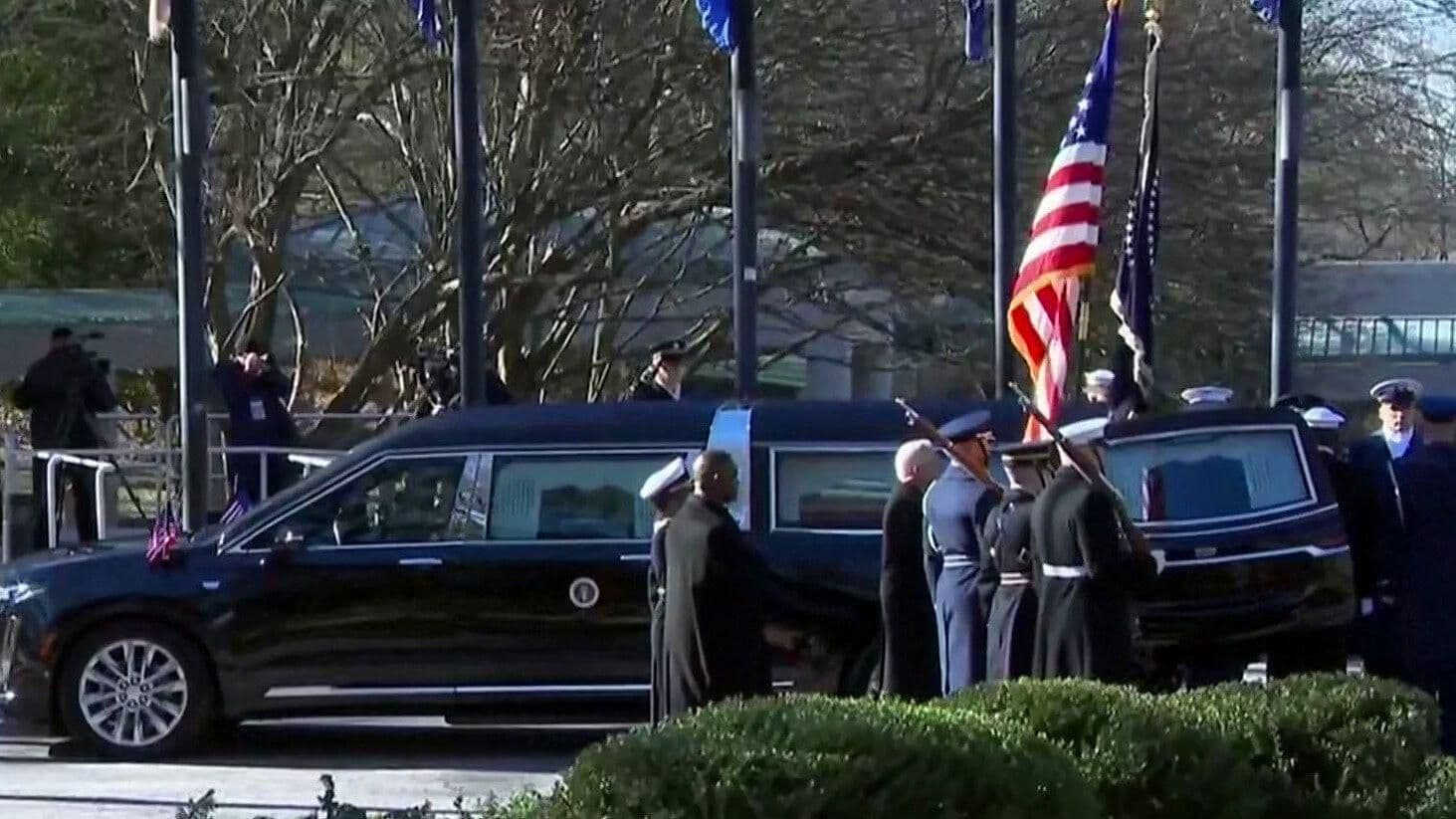 Inicia Traslado de los Restos de Jimmy Carter al Capitolio en Washington D.C.