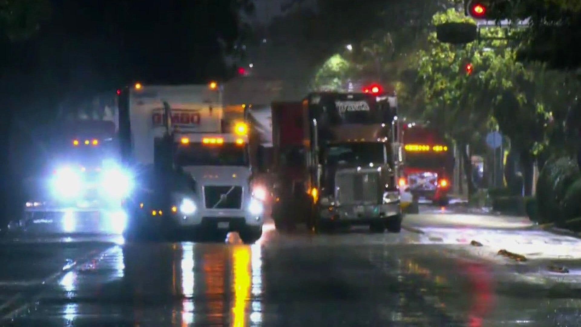 Vecinos de la Colonia Atlampa Bloquean Circuito Interior en CDMX