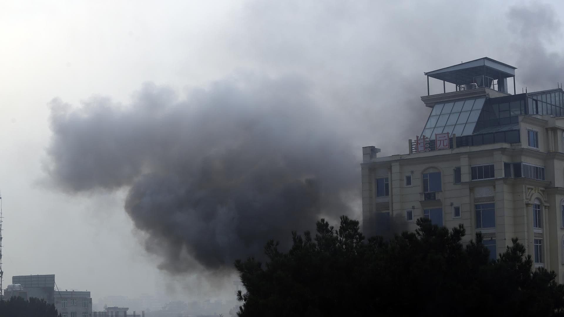 Atacan Hotel con Extranjeros en Kabul, Afganistán