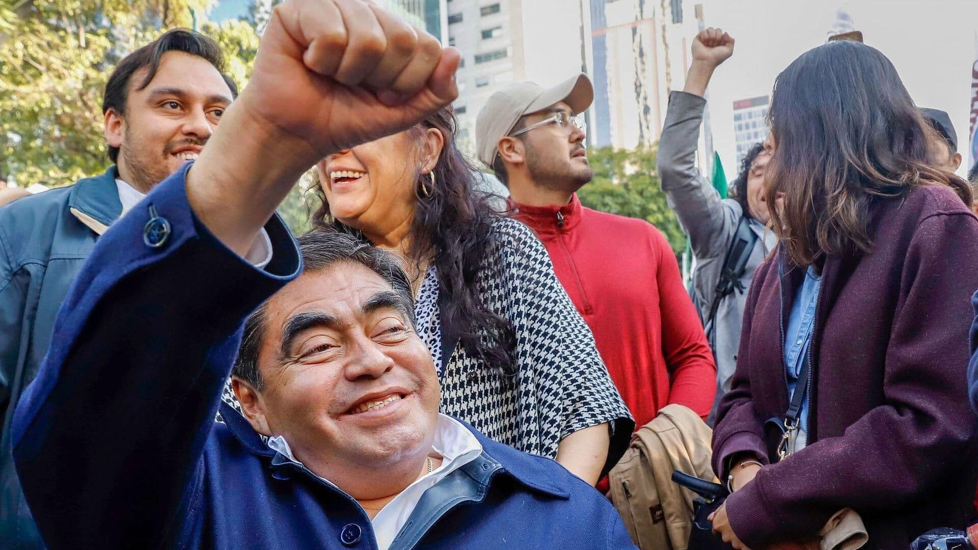 Miguel Barbosa Propuso Marcha por 4 años de Gobierno: AMLO