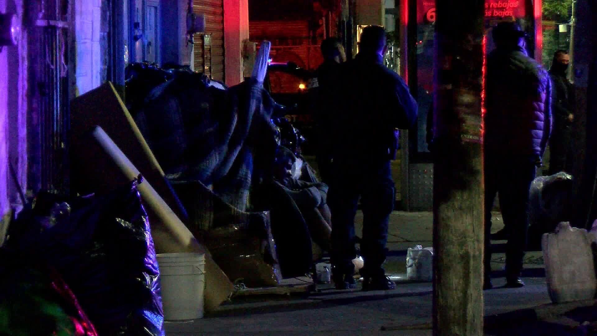 Golpean a Hombre sin Hogar por Tomar Parte de la Banqueta Como su Casa en Belisario Domínguez