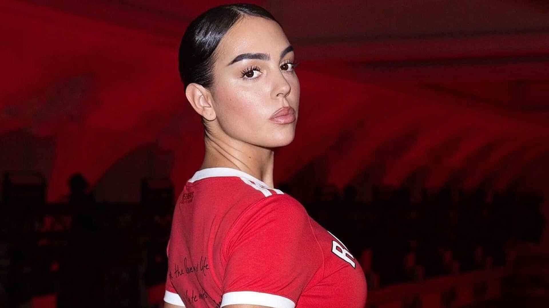 Georgina Rodríguez Muestra el Lujoso Bolso que se Regaló